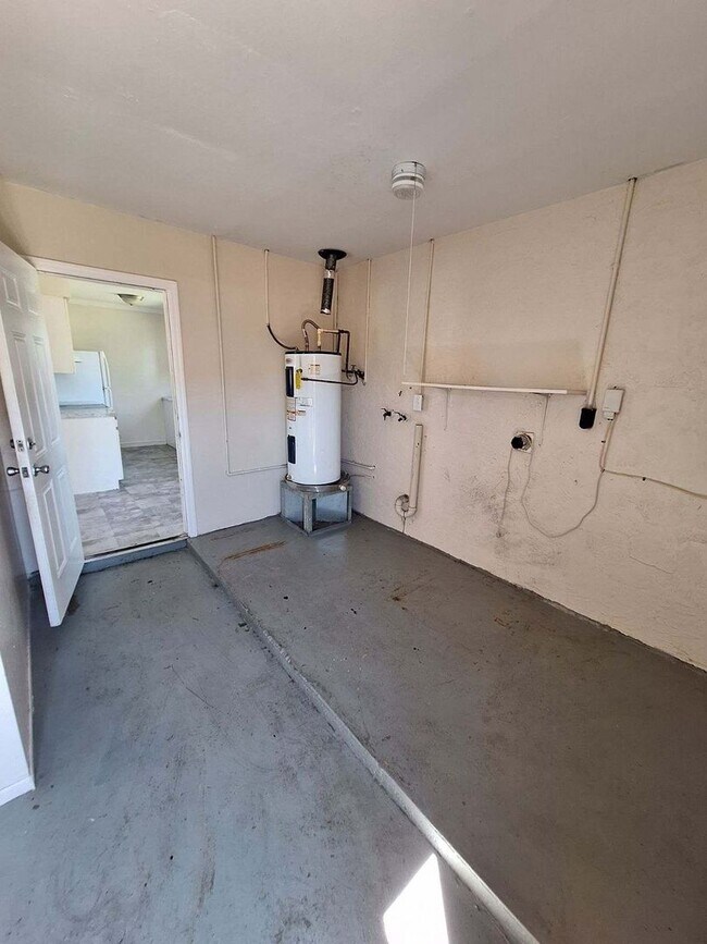 Photo - NICE Bradenton 4BR/2BA Home in Quiet Residential Neighborhood