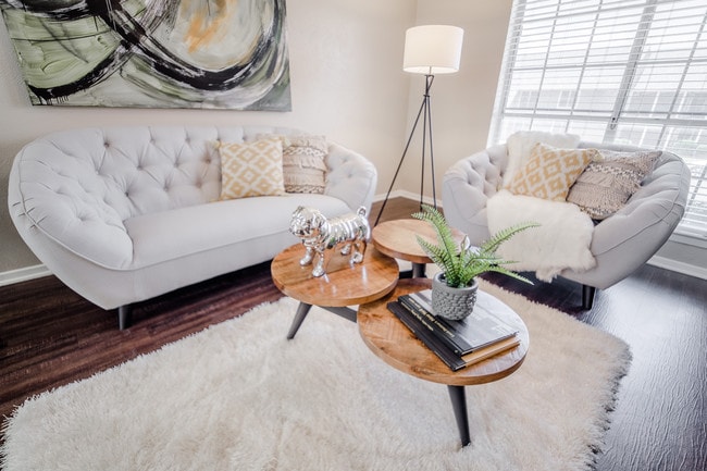 Park Villas Apartments 817-732-1149