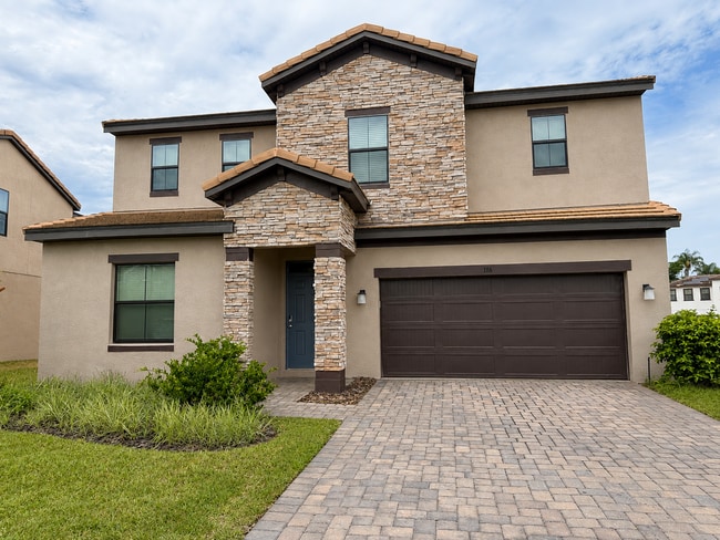 Building Photo - Spacious 6-Bedroom Home with 6.5 Baths in Haines City!