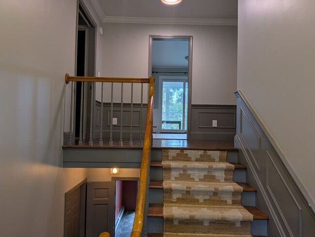 Photo - Gorgeous 4 Bed, 3 Bed House for Rent in Me...