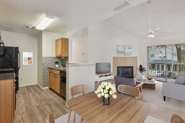 6088 Westgate Dr