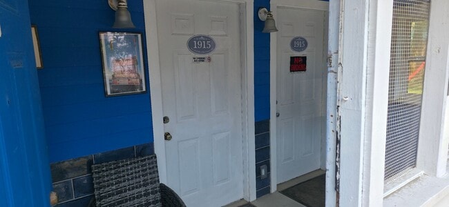 Photo - 1915 Avenue O 1/2 Unit REAR  A