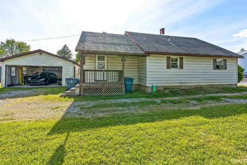 Photo - 718 Center St