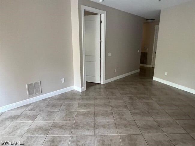 Photo - 8001 Via Monte Carlo Way Unidad 103