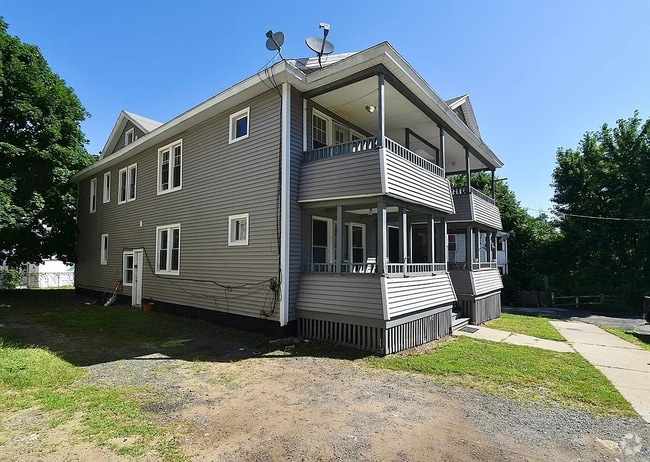 Building Photo - 30 Sachem St Unit R 2 Rental