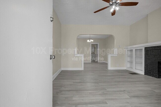 Photo - 1083 E 17th Ave