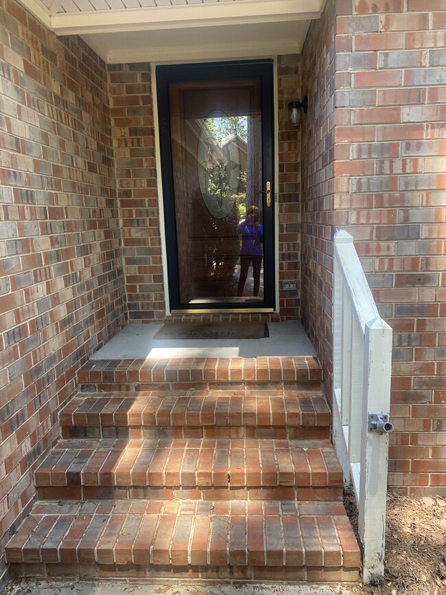 Photo - 114 Riviera Rd