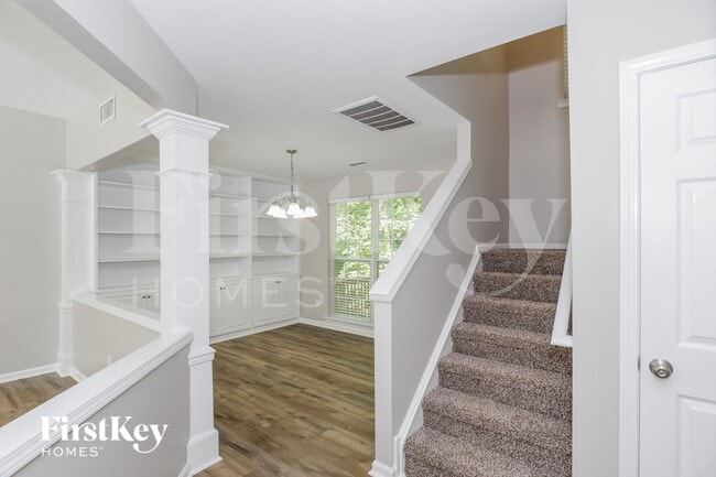 1546 Rumstone Ln