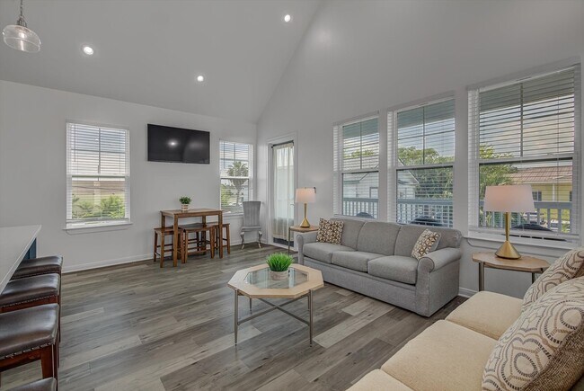 Building Photo - 2311 67th St