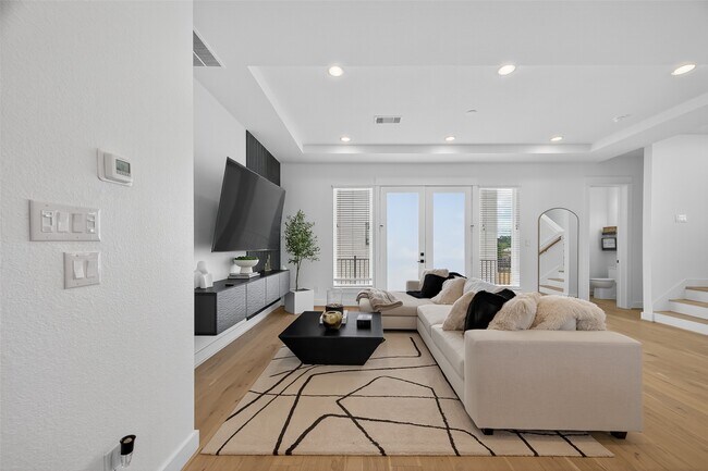 Photo - 4806 Gano St