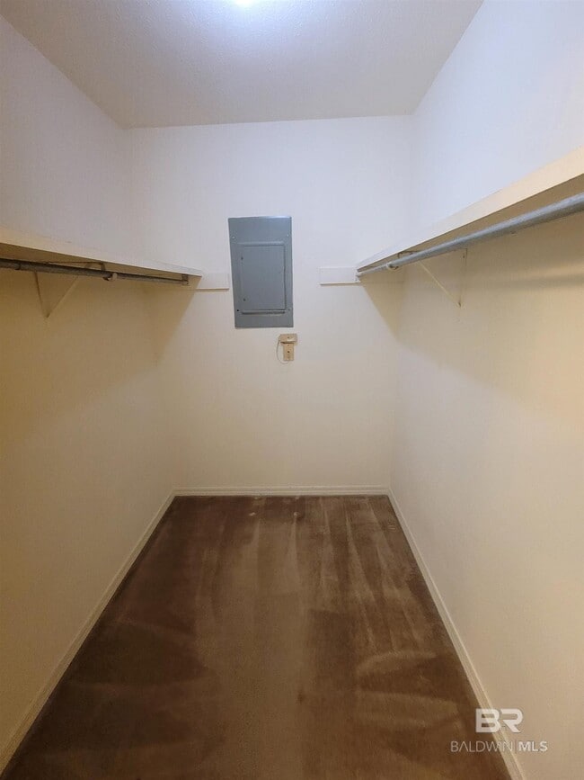 Photo - 512 Lake Forest Blvd