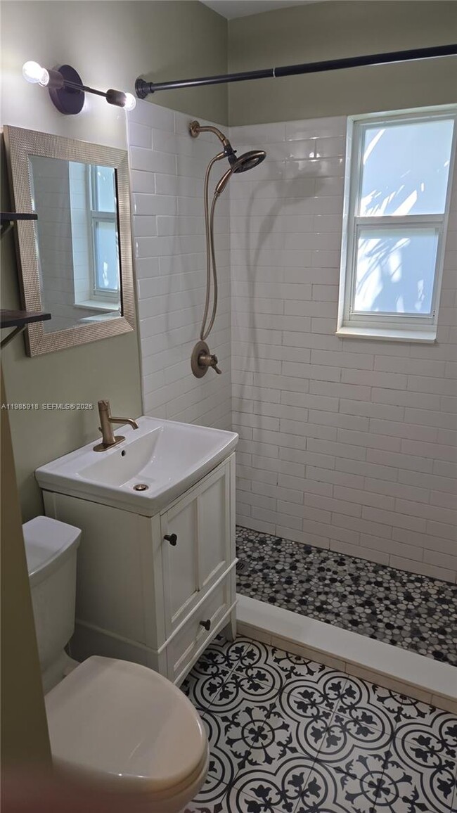 Photo - 10078 E Bay Harbor Dr Unit 78D