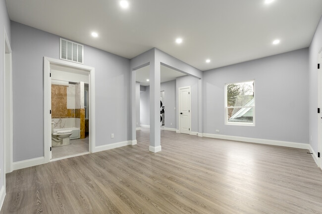 Photo - 222 Primrose Ave