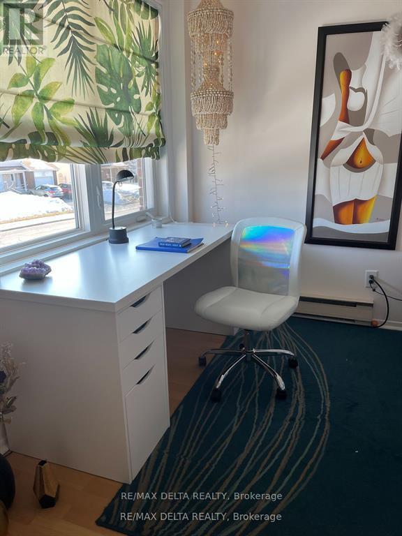 Photo - 1835 Marsala Crescent