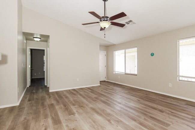 Photo - 305 N Abalone Dr