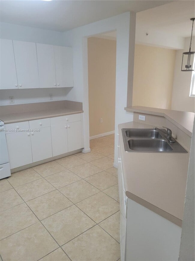 Photo - 11102 NW 83rd St Unit 207