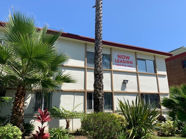 Building Photo - 1330 S Wilton Pl Unit 10 Rental