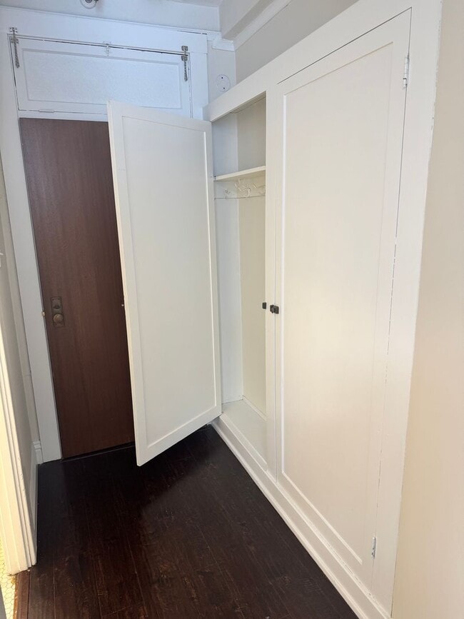 Ambassador Executive Residences, LLC