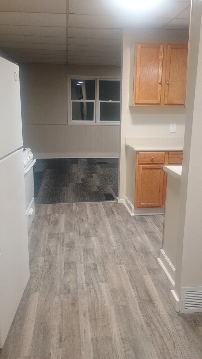 Photo - 1118 E Hines Ave Unidad 1