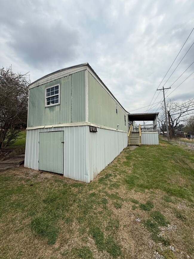 Photo - 2 Bedroom / 1 Bath Manufactured Home Kingsport TN