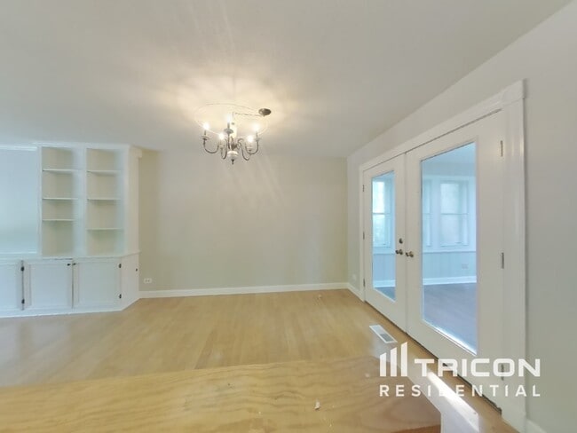 Photo - 7924 Oakview Ln