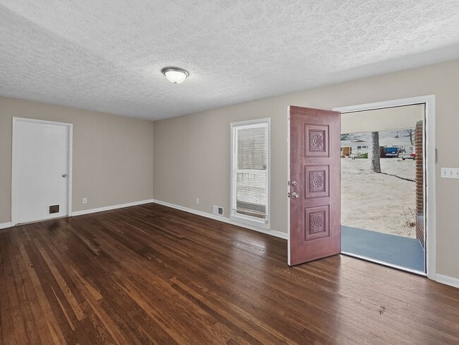 Photo - Charming Updated Ranch in Briarwood Hills | 3BR, Private Yard & Prime Location