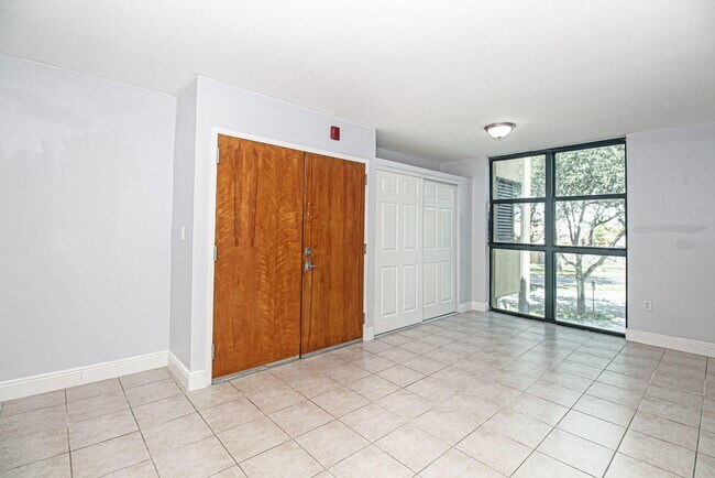 Photo - 11780 SW 18th St Unit 210-2