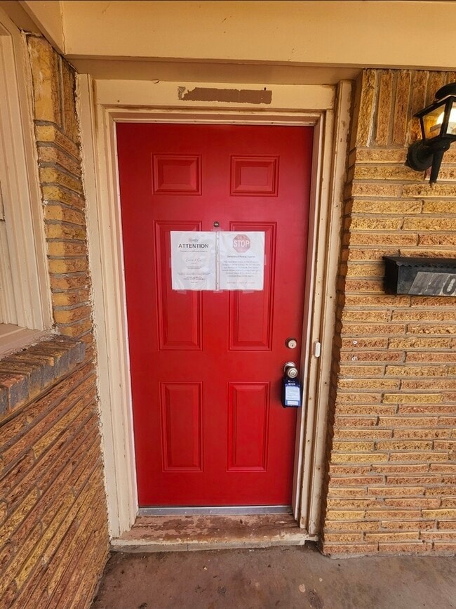 Photo - 3 bed 2 bath home with 1 car garage