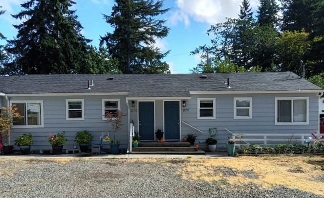 Building Photo - 12715 Vernon Ave SW Rental
