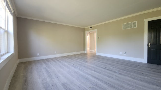 Photo - 813 Westwood Dr