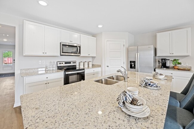 Photo - 1949 Tree Swallow Dr