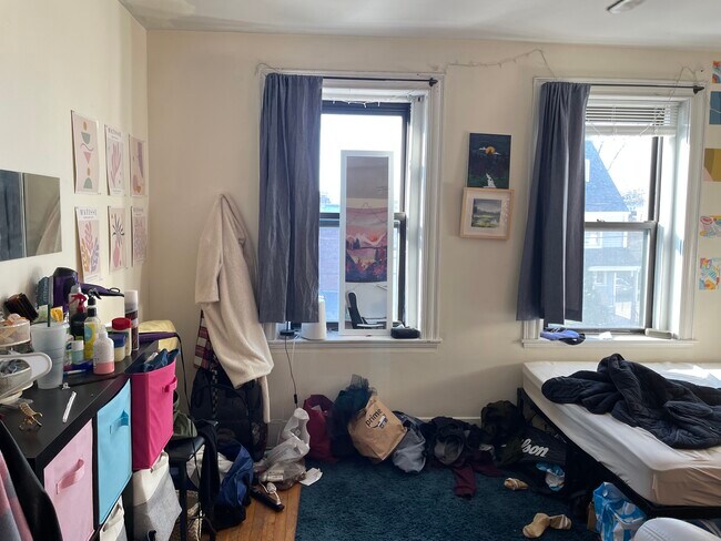 Photo - 100 Linden St