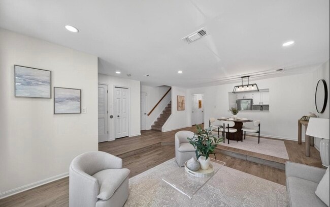 Photo - 12552 Kempston Ln