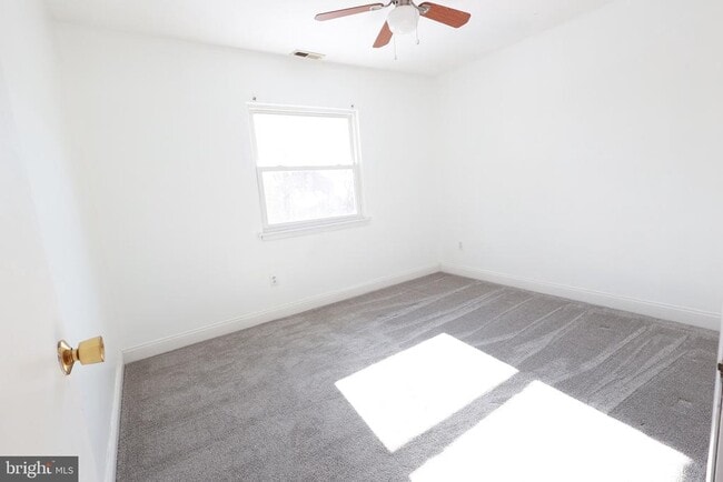 Photo - 8 Fanelli Ln Unit A