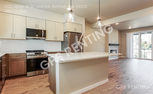 Photo - 1322 194th St SE