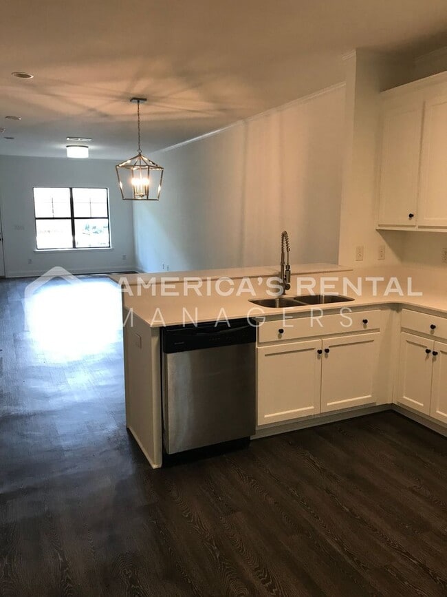 Photo - Townhome For Rent in Tuscaloosa, AL! &nbsp;View with 48 Hours Notice!