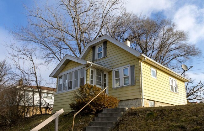 Photo - 3 Bedroom Single Family