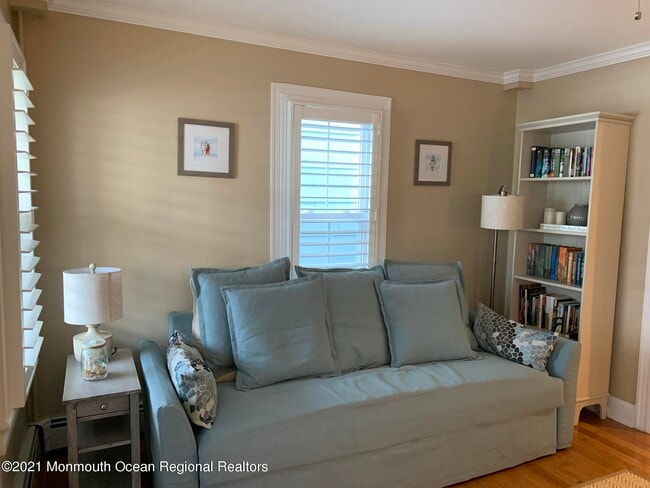 Photo - 66 Embury Ave