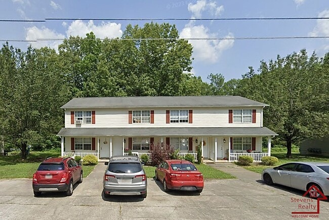 Building Photo - 181 East Ave Rental