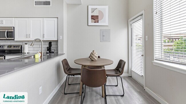 Photo - 5301 Overton Ridge Blvd Unidad 133.1404369