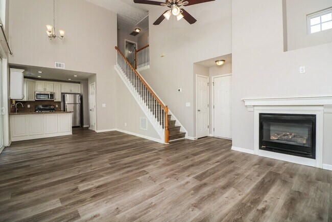 1255 W Oaks Way