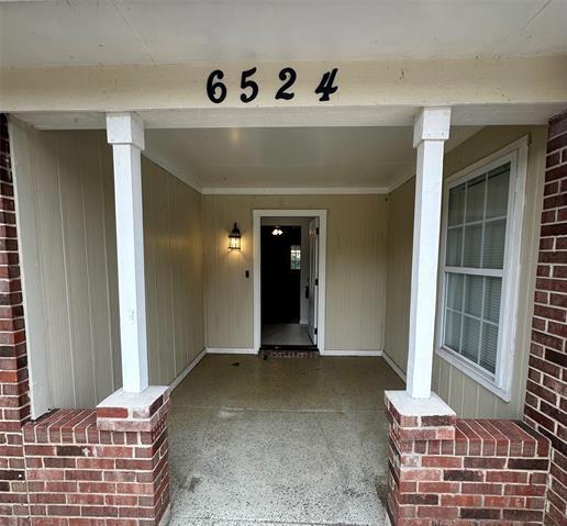 Building Photo - 6524 Blue Grass Dr