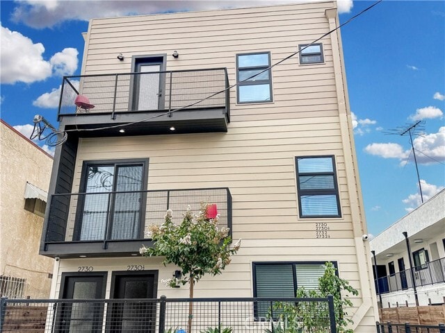 Photo - 2730 Council St