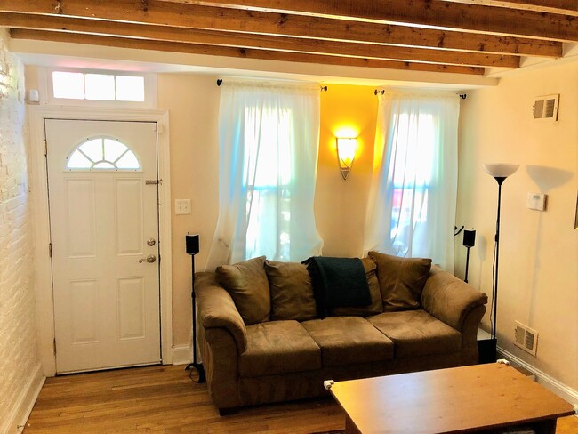 Photo - 2208 Pemberton St Townhome