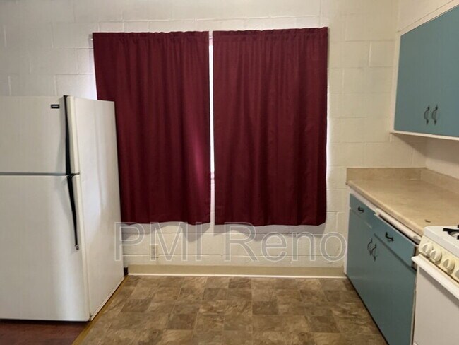 Photo - 2075 Patton Dr Unidad Apt B