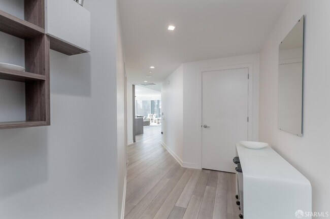 Photo - 280 Spear St