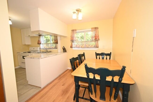 Photo - 2 bedroom in Kitimat BC V8C 1G8