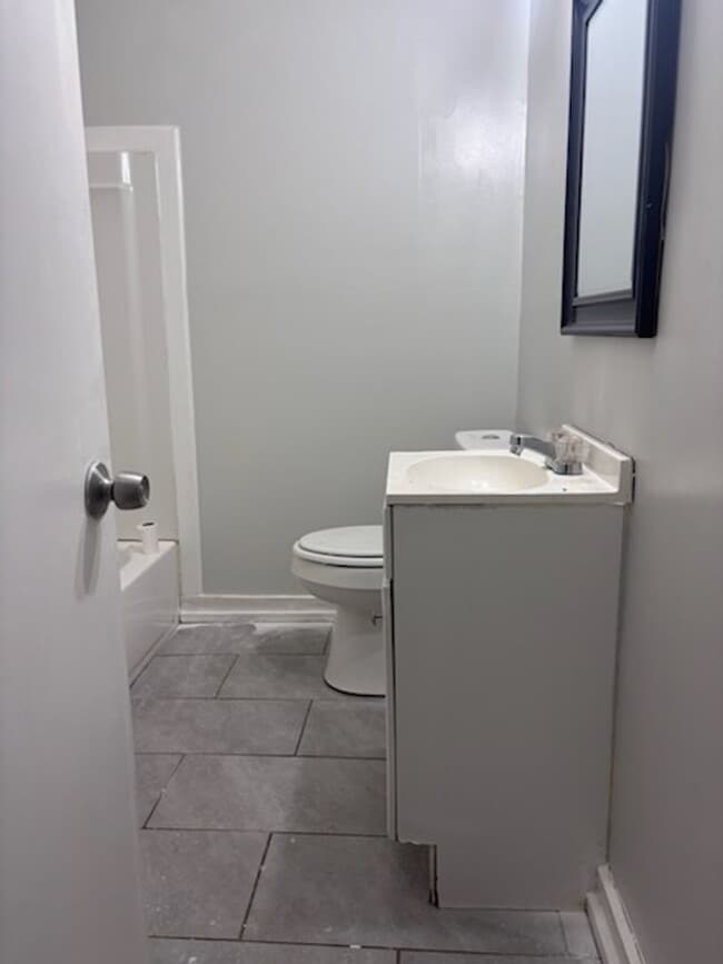 Photo - 5448 Keele St