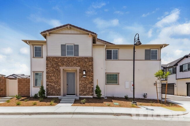 Building Photo - 28209 Cookhouse Ln