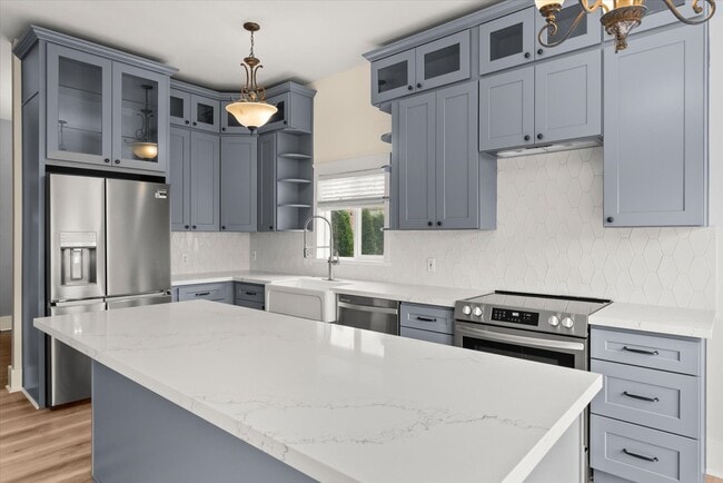 Photo - 8633 Wabash Ave S